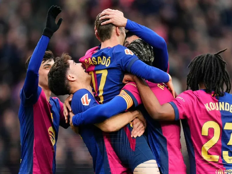 卡萨多：奥维耶多踢得很勇敢；训练都没见过亚马尔那样射门